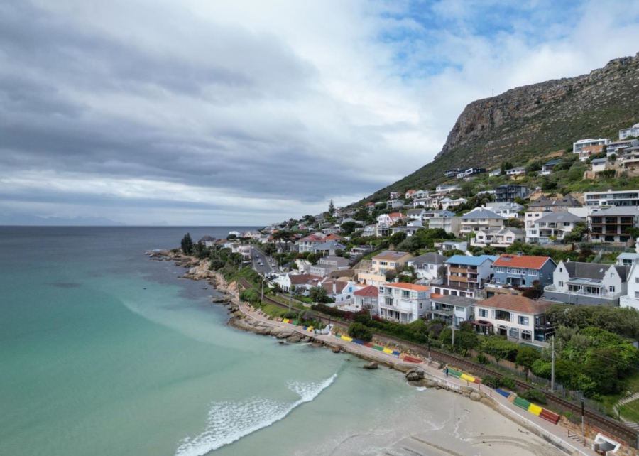 3 Bedroom Property for Sale in Fish Hoek Western Cape